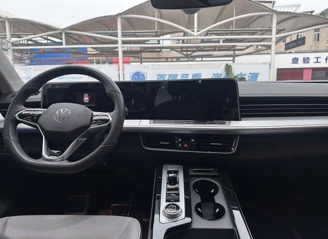 
								Volkswagen Tavendor, 2023 full									
