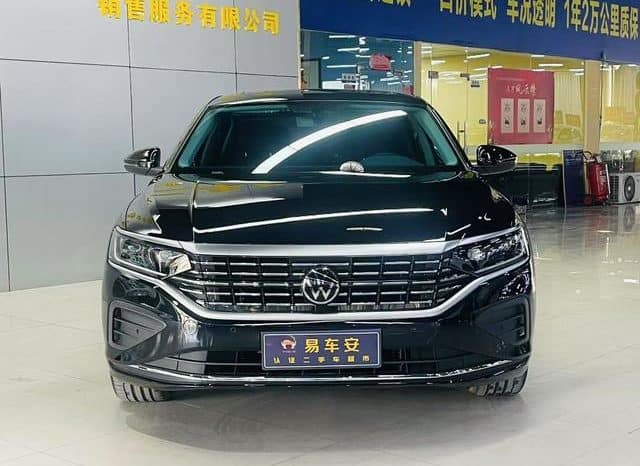 
								Volkswagen Passat, 2025 full									
