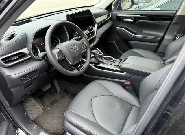 
								Toyota Highlander (III), 2022 full									