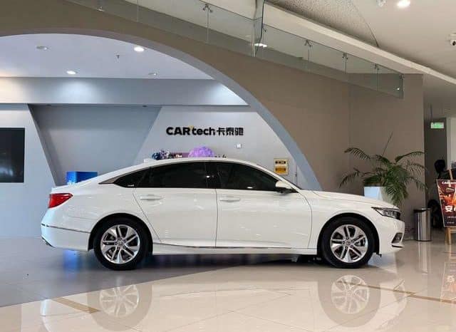 
								Honda Accord, 2021 full									