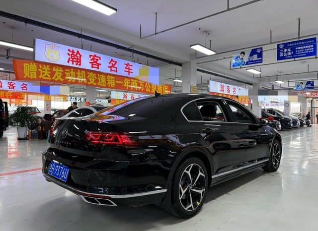
								Volkswagen Magotan, 2023 full									