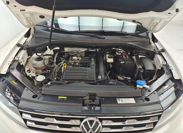 
								Volkswagen Tiguan L, 2021 full									