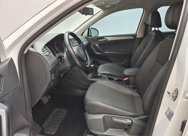 
								Volkswagen Tiguan L, 2021 full									