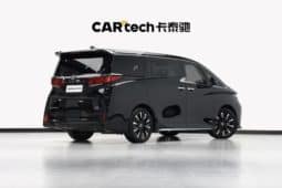 
										Toyota Vellfire (II), 2024 full									