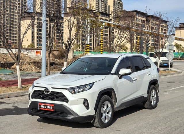 67d8f7aace1f7 Toyota RAV4 (IV), 2024