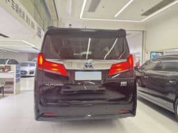 
										Toyota Vellfire (II), 2022 full									