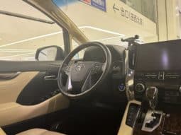 
										Toyota Vellfire (II), 2022 full									