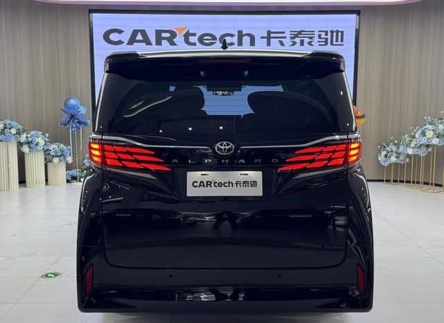 
								Toyota Vellfire (II), 2024 full									