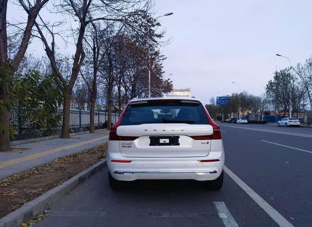 
								Volvo XC60, 2024 full									