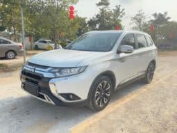67dccf3a6aa10 Mitsubishi Outlander II, 2020