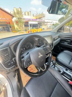 
										Mitsubishi Outlander II, 2020 full									