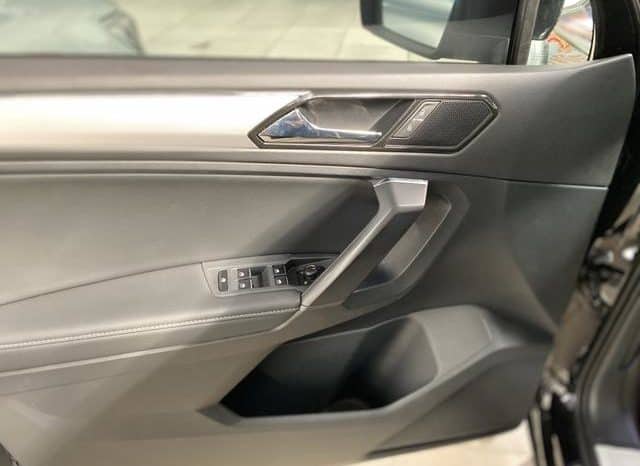 
								Volkswagen Tiguan L, 2021 full									