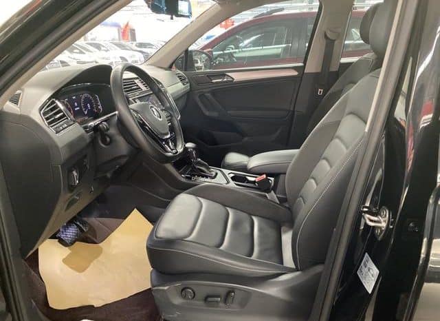 
								Volkswagen Tiguan L, 2021 full									