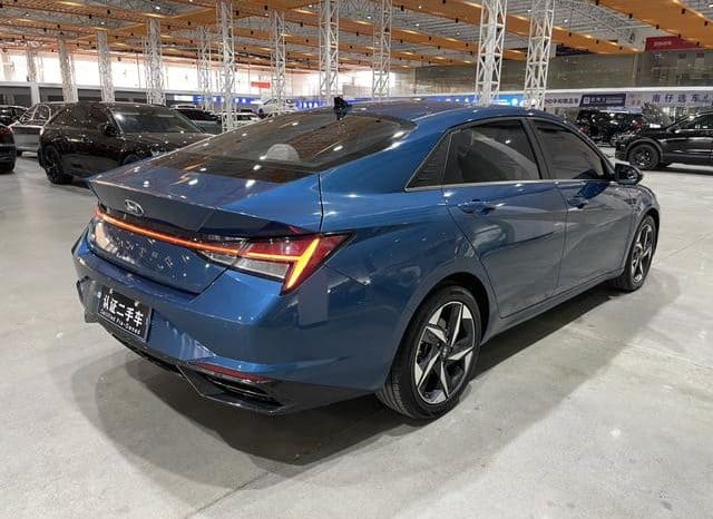 
								Hyundai Elantra (VII), 2021 full									