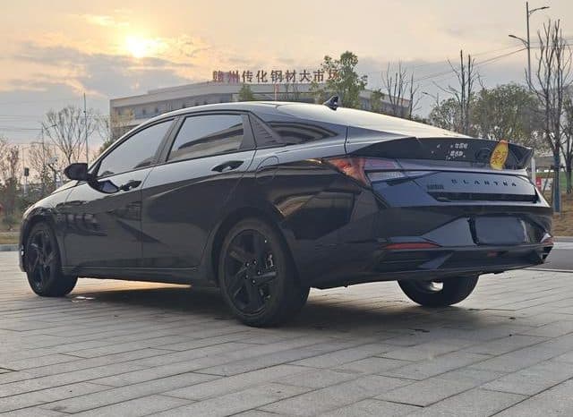 
								Hyundai Elantra (VII), 2022 full									