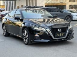 
										Nissan Altima (VI), 2020 full									