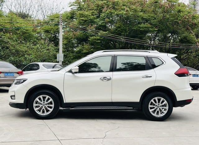 
								Nissan X-Trail (III), 2020 full									