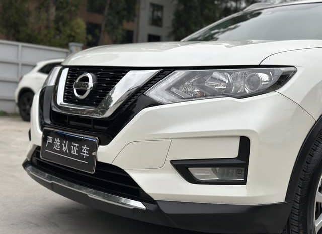 
								Nissan X-Trail (III), 2020 full									