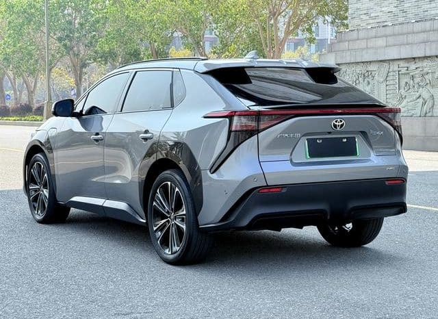 
								Toyota GAC bZ4X, 2022 full									