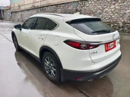 
										Mazda CX-4, 2020 full									