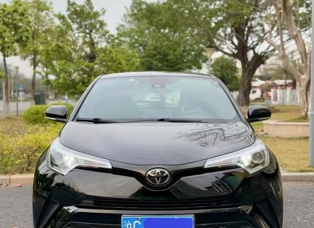 
								Toyota C-HR, 2020 full									
