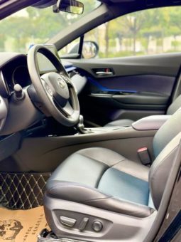 
										Toyota C-HR, 2020 full									