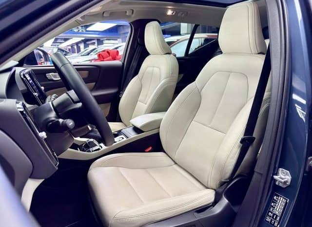 
								Volvo XC40, 2020 full									