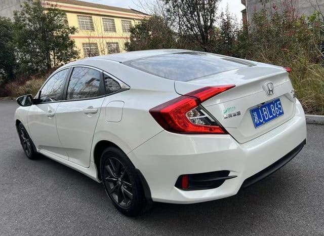 
								Honda Civic, 2020 full									