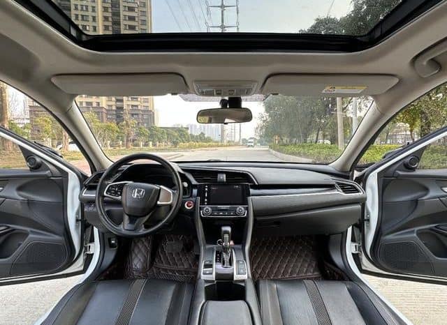 
								Honda Civic, 2021 full									