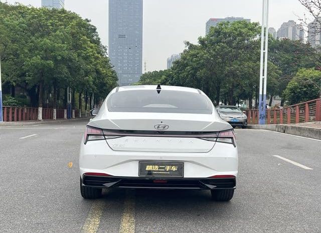 
								Hyundai Elantra (VII), 2021 full									