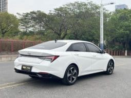 
										Hyundai Elantra (VII), 2021 full									