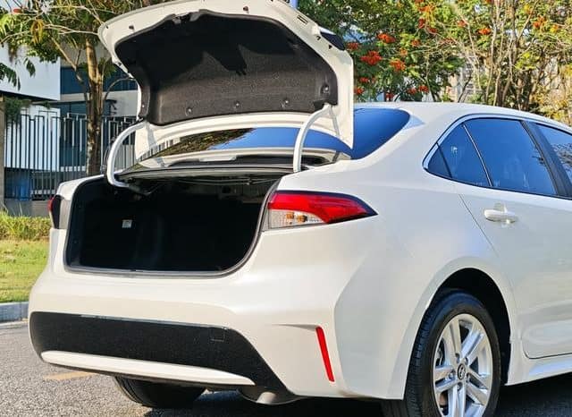 
								Toyota Levin, 2021 full									