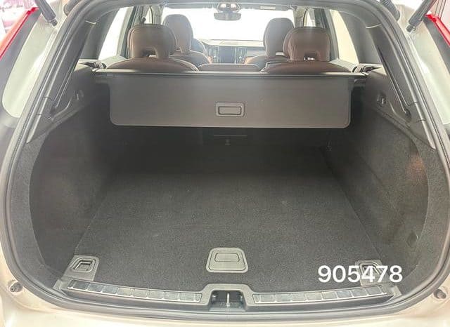 
								Volvo XC60, 2024 full									