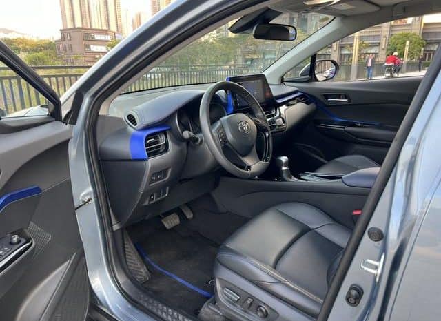 
								Toyota C-HR, 2021 full									