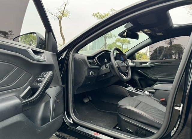 
								Ford Focus, 2021 full									