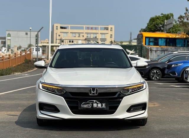 
								Honda Accord, 2020 full									