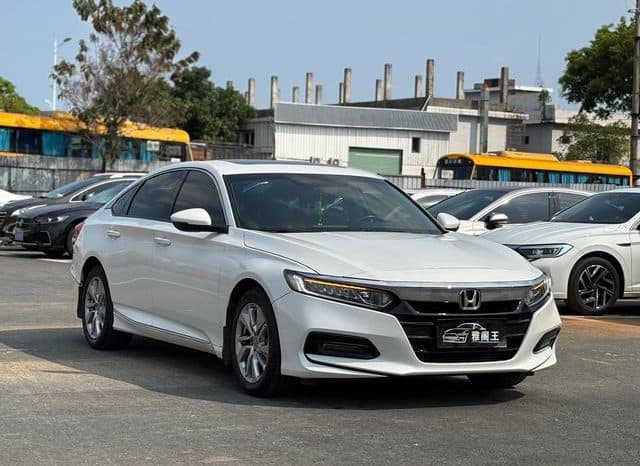 
								Honda Accord, 2020 full									