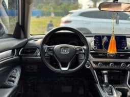 
										Honda Accord, 2020 full									