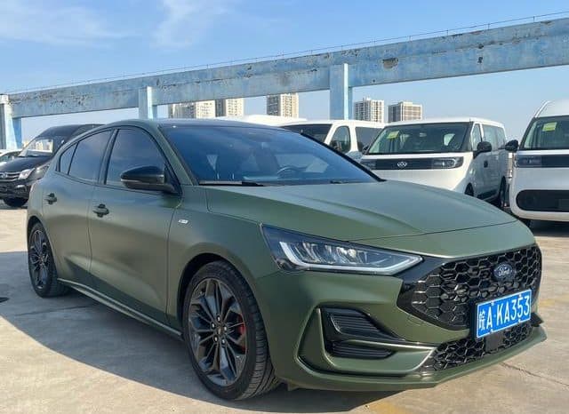 
								Ford Focus, 2022 full									