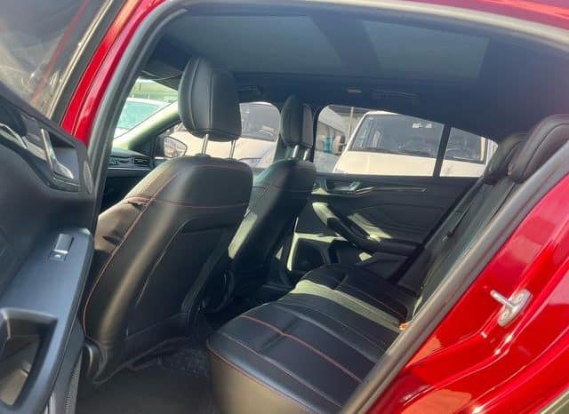 
								Ford Focus, 2022 full									