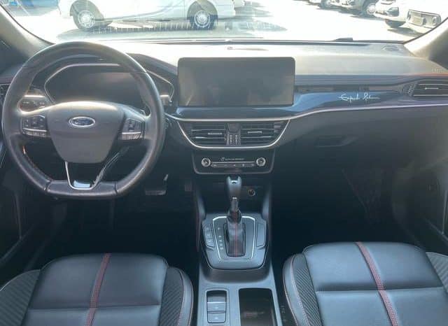 
								Ford Focus, 2022 full									