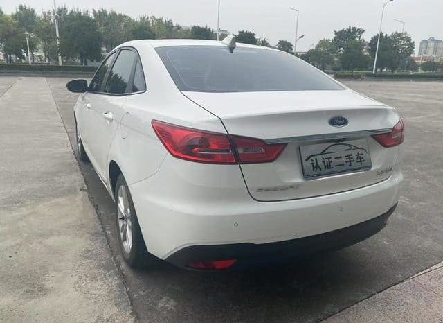 
								Ford Focus (IV), 2021 full									