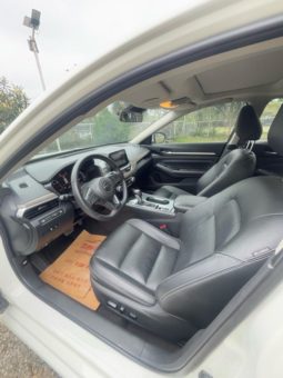 
										Nissan Altima (VI), 2021 full									