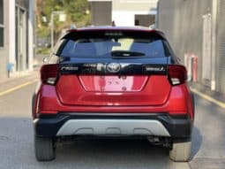 
										Toyota Yaris (IV), 2021 full									