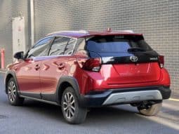 
										Toyota Yaris (IV), 2021 full									