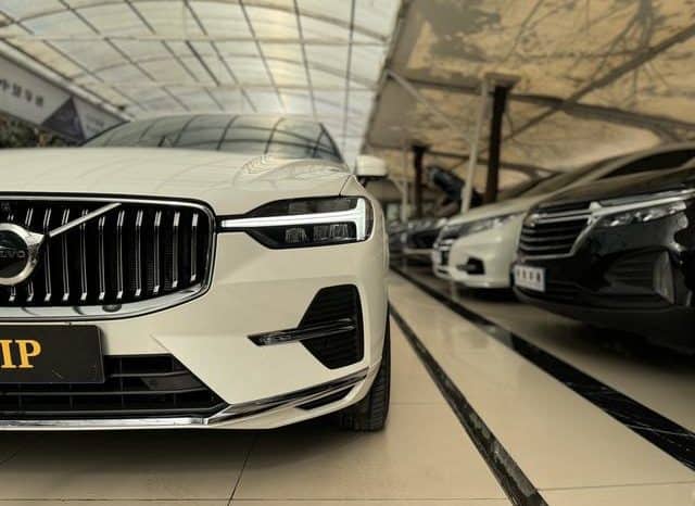 
								Volvo XC60, 2024 full									