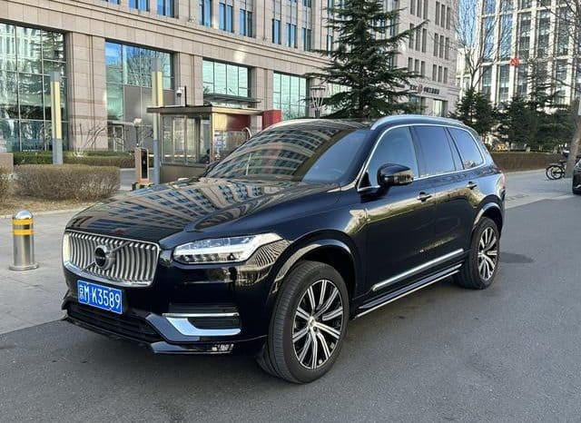 67dd55a727b70 Volvo XC90, 2021