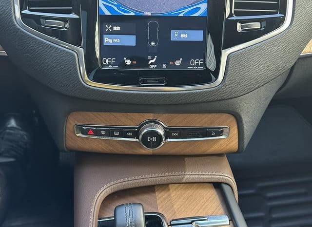 
								Volvo XC90, 2021 full									