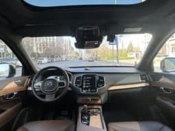 
										Volvo XC90, 2021 full									