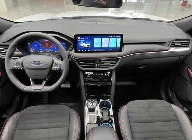 
								Ford Escape (IV), 2023 full									